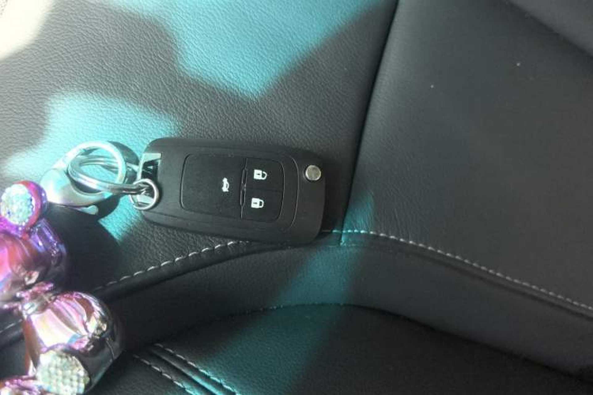 Used Buick GT 2017 15N Automatic Deluxe Edition Vehicle Key