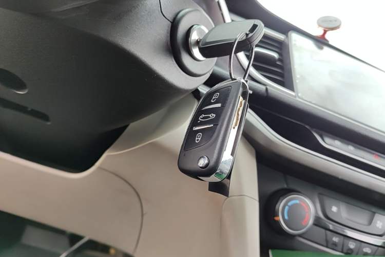 Used Buick GT 2017 15N Automatic Entry-Level Trim Vehicle Key