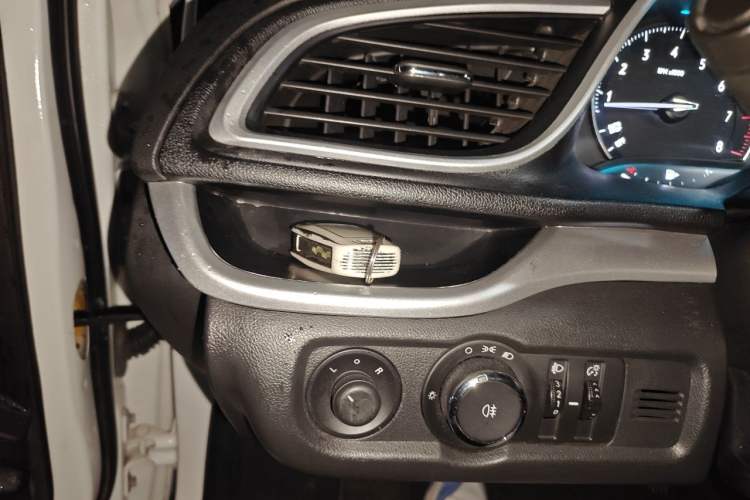 Used Buick GT 2017 15N Automatic Deluxe Edition Vehicle Key