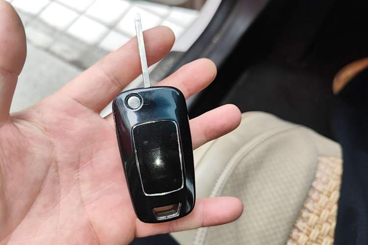 Used Buick GT 2017 15N Automatic Entry-Level Trim Vehicle Key