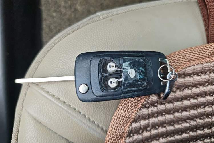 Used Buick GT 2017 15N Automatic Elite Version Vehicle Key