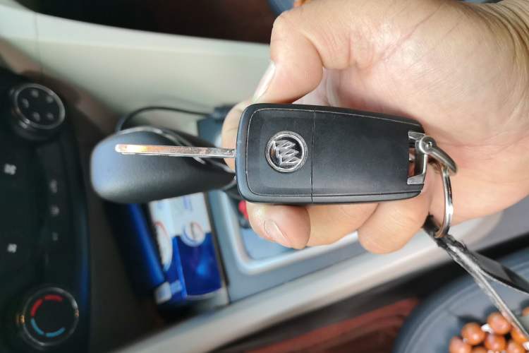 Used Buick GT 2017 15N Automatic Elite Version Vehicle Key