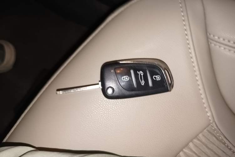 Used Buick GT 2017 15N Automatic Elite Version Vehicle Key
