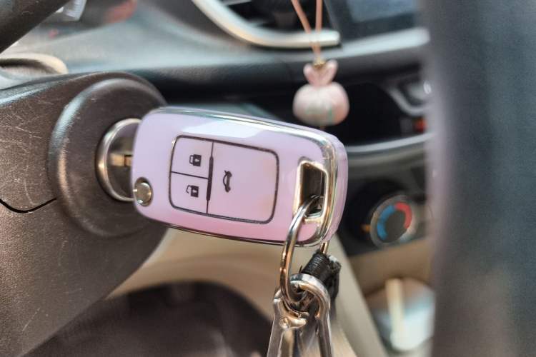Used Buick GT 2017 15N Automatic Elite Version Vehicle Key