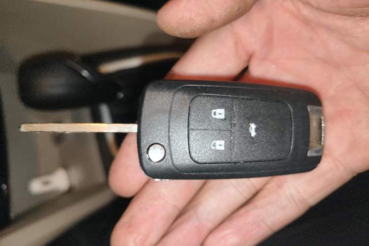 Used Buick GT 2017 15N Automatic Entry-Level Trim Vehicle Key