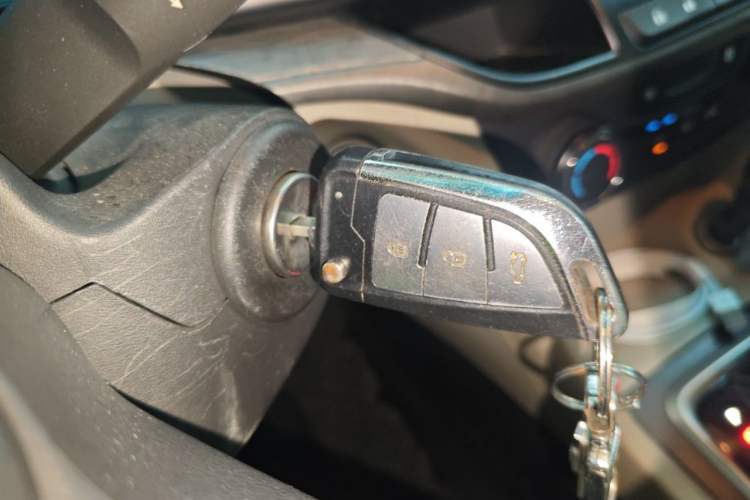 Used Buick GT 2017 15N Automatic Elite Version Vehicle Key