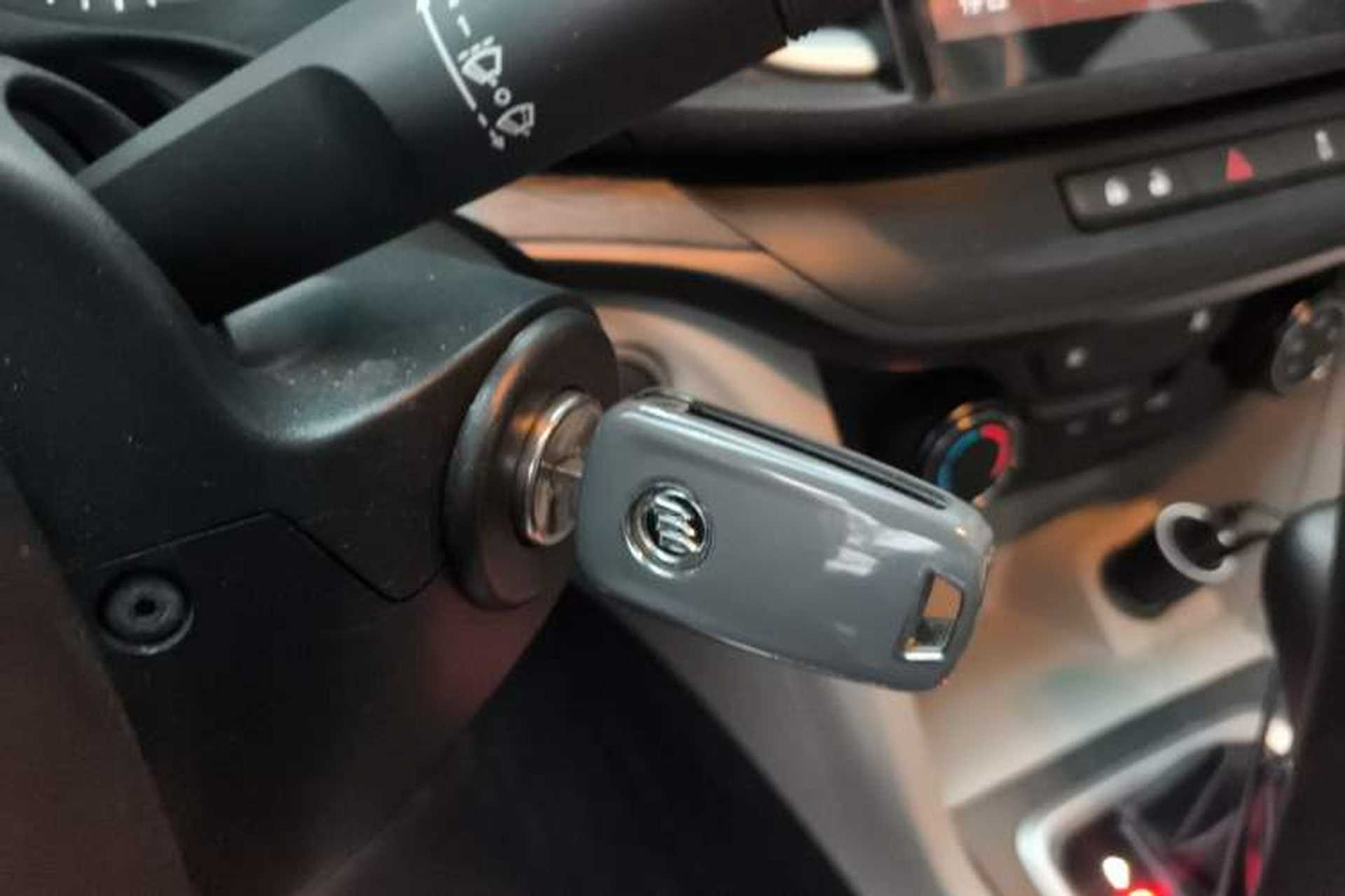 Used Buick GT 2017 15N Automatic Elite Version Vehicle Key