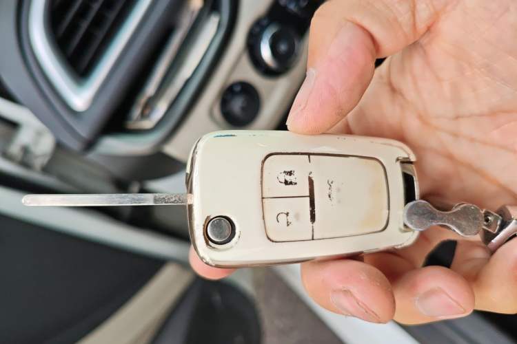 Used Buick GT 2017 15N Automatic Elite Version Vehicle Key