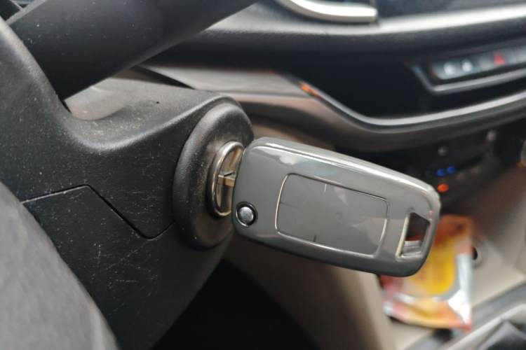 Used Buick GT 2017 15N Automatic Entry-Level Trim Vehicle Key