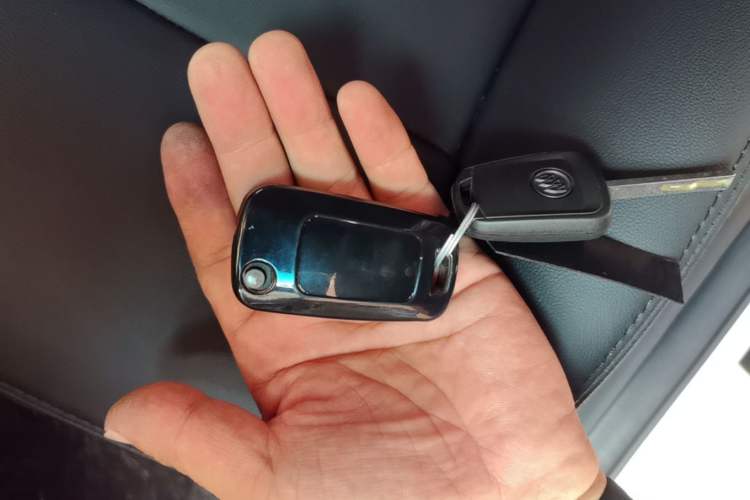Used Buick GT 2017 15N Automatic Entry-Level Trim Vehicle Key