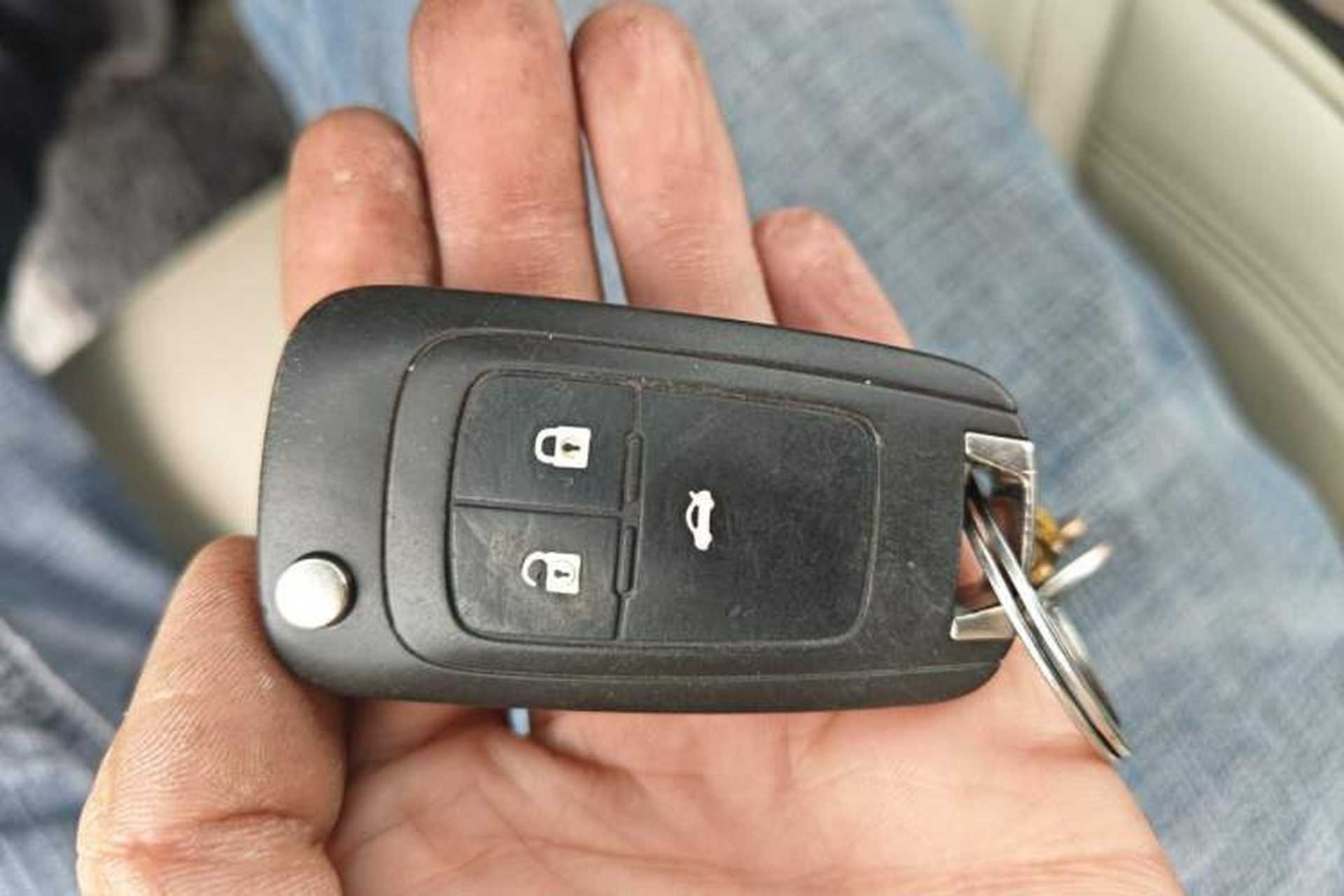 Used Buick GT 2017 15N Manual Elite Version Vehicle Key