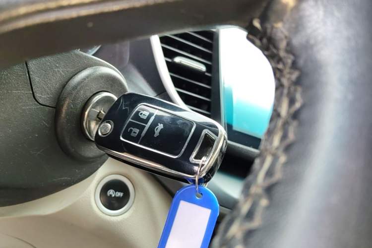 Used Buick GT 2017 15N Automatic Elite Version Vehicle Key