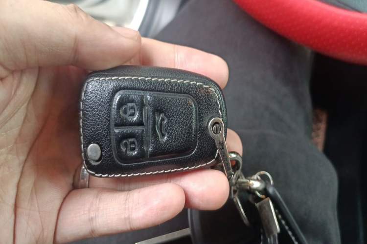 Used Buick GT 2017 15N Automatic Elite Version Vehicle Key