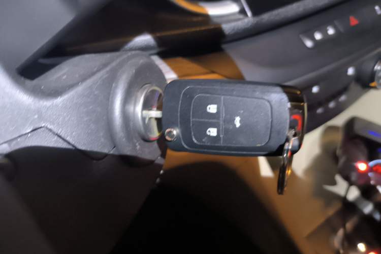 Used Buick GT 2017 15N Automatic Elite Version Vehicle Key