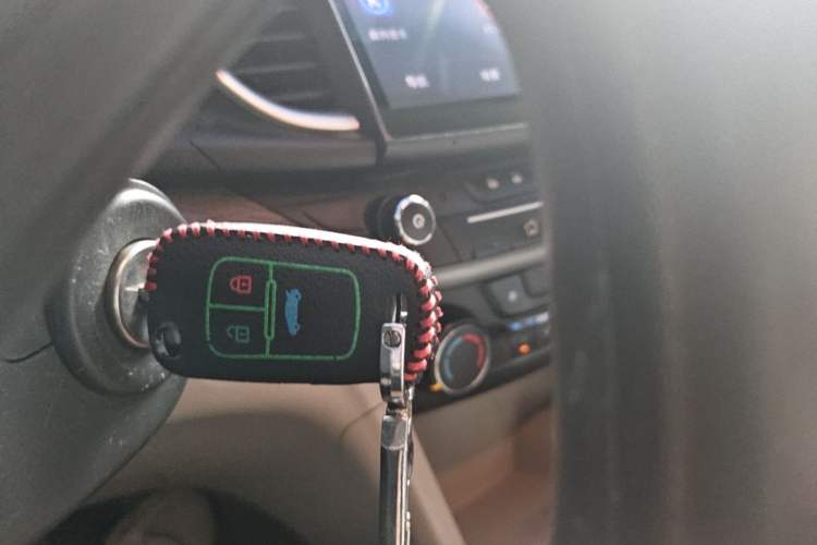 Used Buick GT 2017 15N Automatic Entry-Level Trim Vehicle Key
