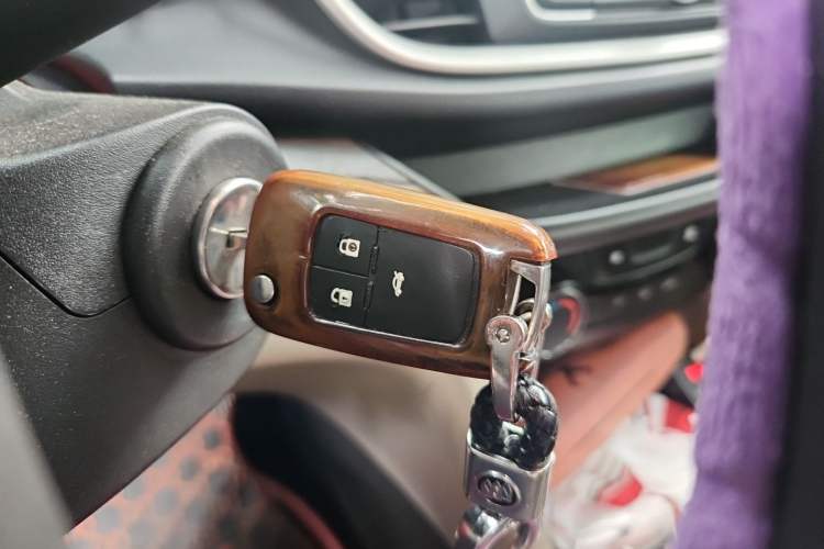 Used Buick GT 2017 15N Automatic Entry-Level Trim Vehicle Key