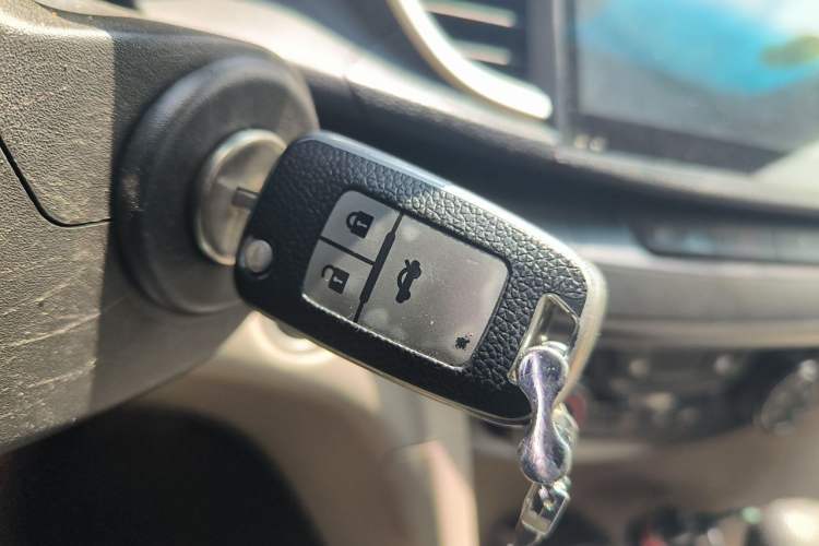 Used Buick GT 2017 15N Automatic Elite Version Vehicle Key