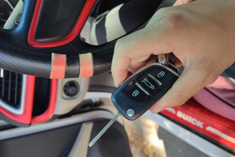 Used Buick GT 2017 15N Manual Elite Version Vehicle Key