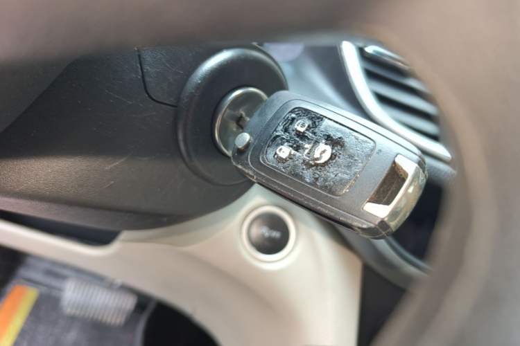 Used Buick GT 2017 15N Automatic Entry-Level Trim Vehicle Key