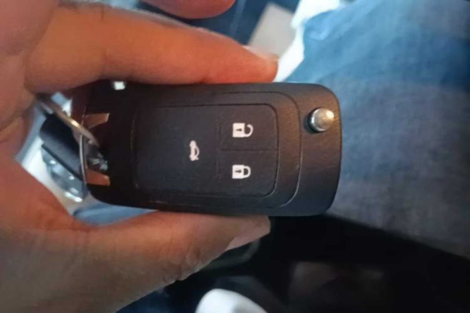 Used Buick GT 2017 15N Automatic Elite Version Vehicle Key