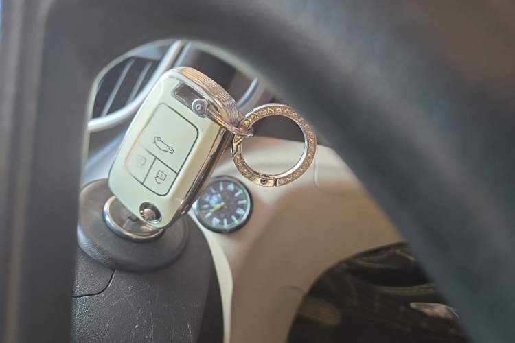 Used Buick GT 2017 15N Automatic Entry-Level Trim Vehicle Key