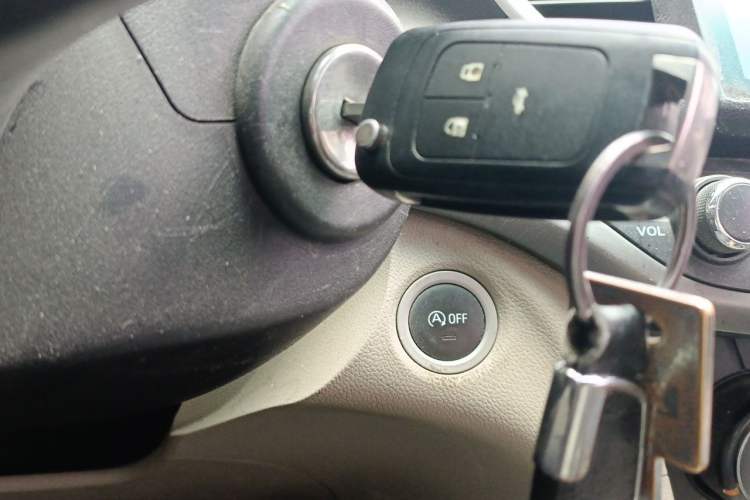 Used Buick GT 2017 15N Manual Entry-Level Trim Vehicle Key