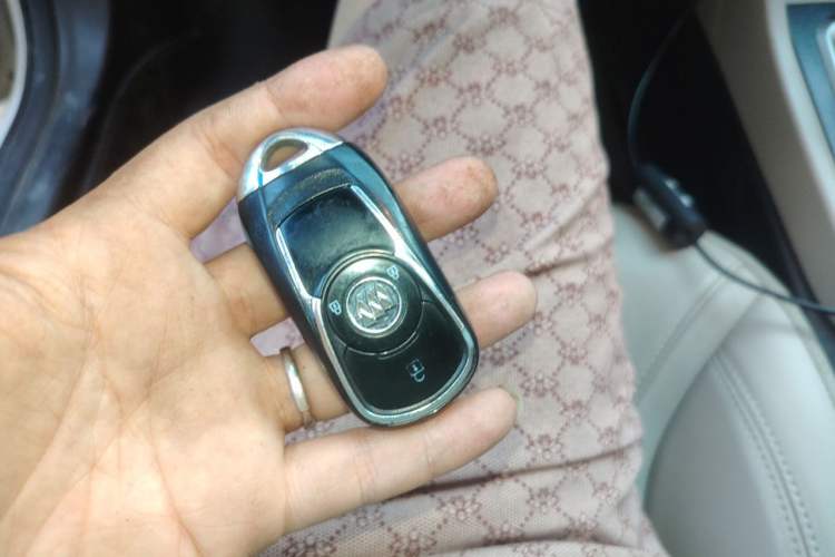 Used Buick GT 2017 15N Automatic Elite Version Vehicle Key