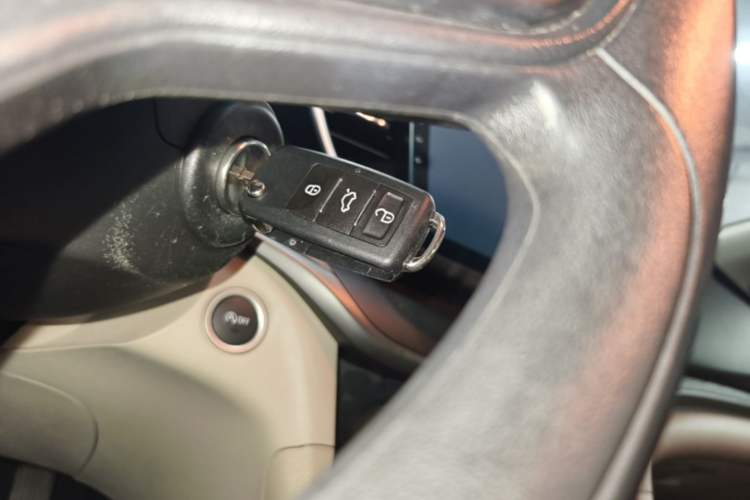 Used Buick GT 2017 15N Automatic Elite Version Vehicle Key