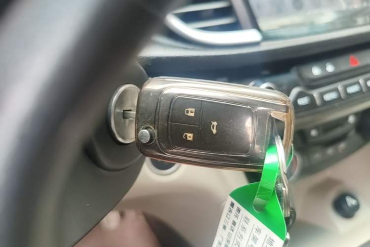 Used Buick GT 2017 15N Automatic Elite Version Vehicle Key