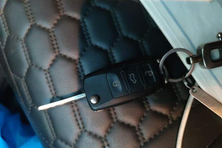 Used Buick GT 2017 15N Manual Elite Version Vehicle Key
