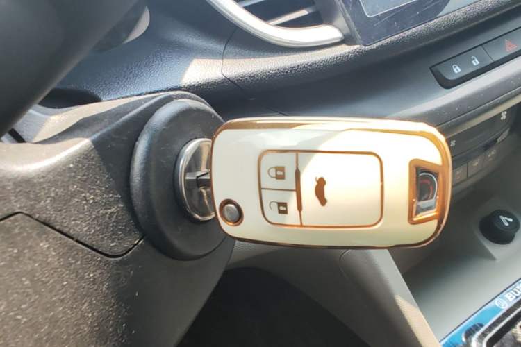 Used Buick GT 2017 15N Automatic Elite Version Vehicle Key