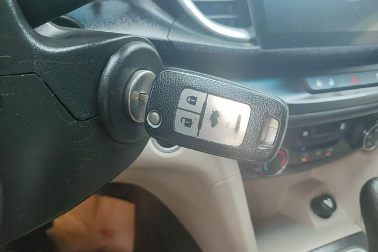 Used Buick GT 2017 15N Automatic Entry-Level Trim Vehicle Key
