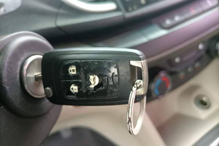 Used Buick GT 2017 15N Automatic Entry-Level Trim Vehicle Key