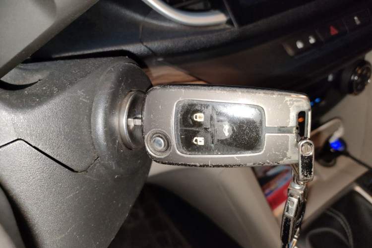 Used Buick GT 2017 15N Manual Elite Version Vehicle Key
