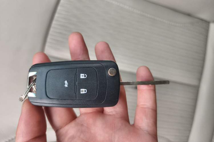 Used Buick GT 2017 15N Automatic Elite Version Vehicle Key