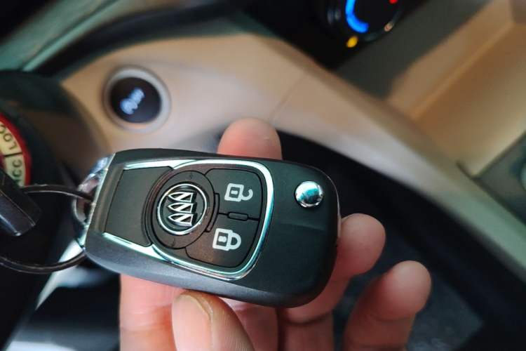 Used Buick GT 2017 15N Automatic Elite Version Vehicle Key