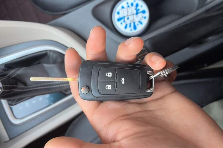 Used Buick GT 2017 15N Automatic Entry-Level Trim Vehicle Key