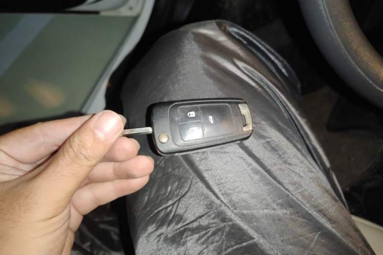 Used Buick GT 2017 15N Automatic Elite Version Vehicle Key