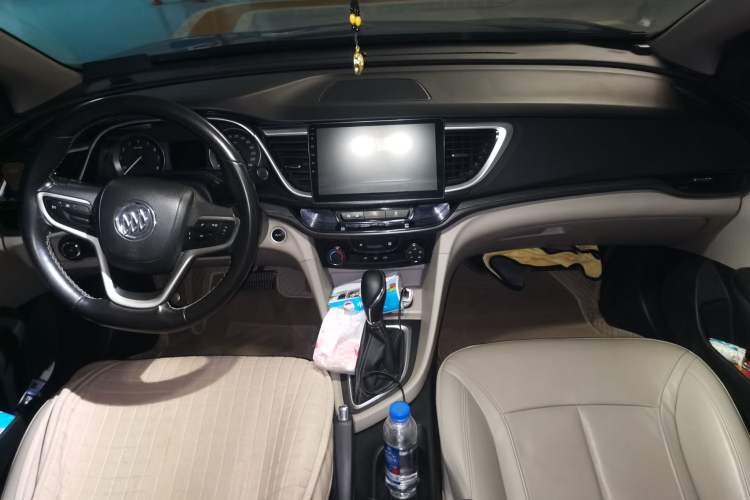 Used Buick GT 2018 15T Dual-Clutch Elite Model China V Standard Center Console