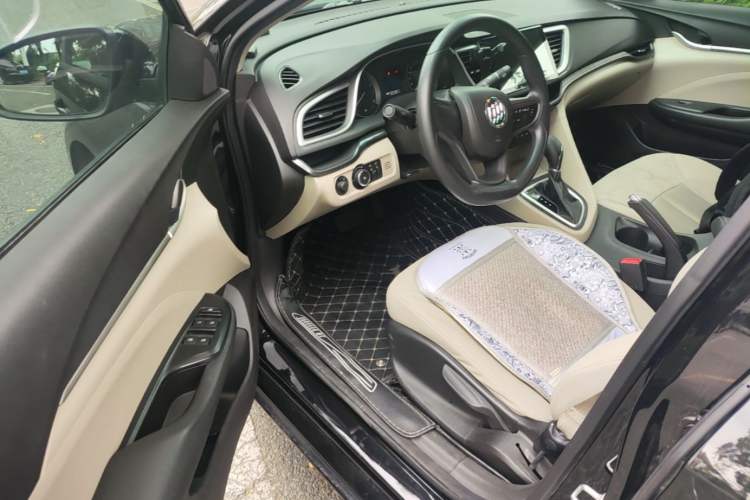 Used Buick GT 2018 15T Dual-Clutch Advanced Model China V Standard Driver Seat