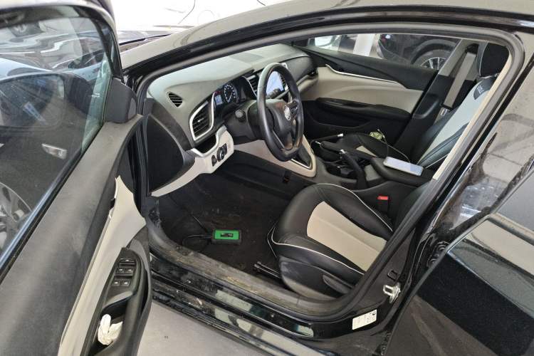 Used Buick GT 2018 15T Dual-Clutch Advanced Model China V Standard Driver Seat