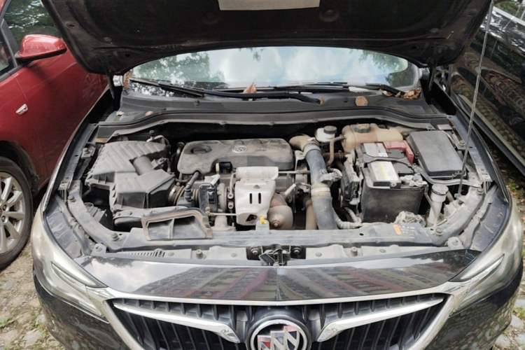 Used Buick GT 2018 18T Automatic Flagship Model Engine Bay