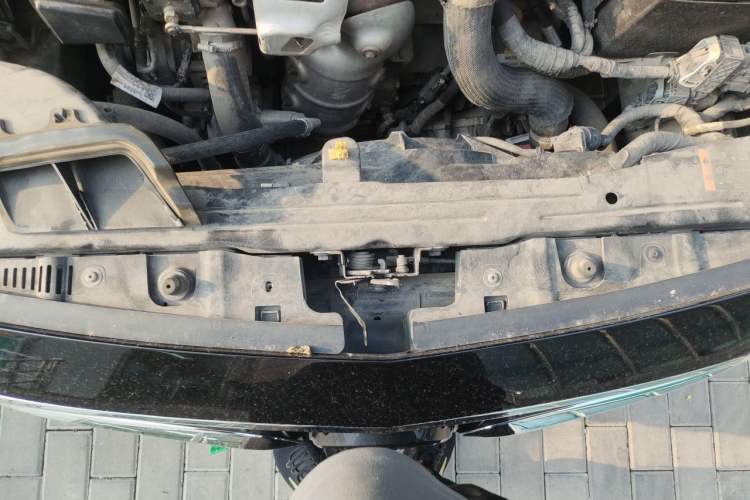Used Buick GT 2018 15T Dual-Clutch Advanced Model China V Standard Engine Bay