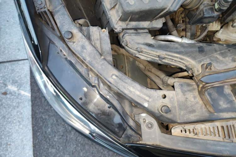 Used Buick GT 2018 18T Automatic Flagship Model Engine Bay Right