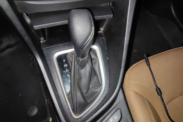 Used Buick GT 2018 18T Automatic Flagship Model Gear Lever