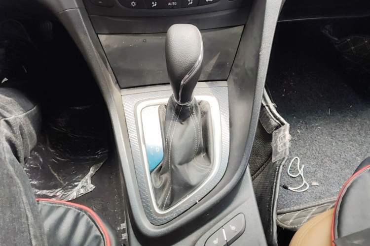 Used Buick GT 2018 18T Automatic Flagship Model Gear Lever