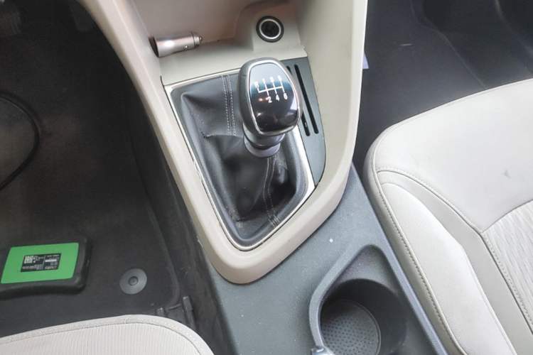 Used Buick GT 2018 15T Manual Entry-Level Version China V Standard Gear Lever