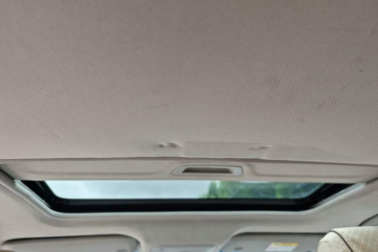 Used Buick GT 2018 18T Automatic Elite Model Headliner