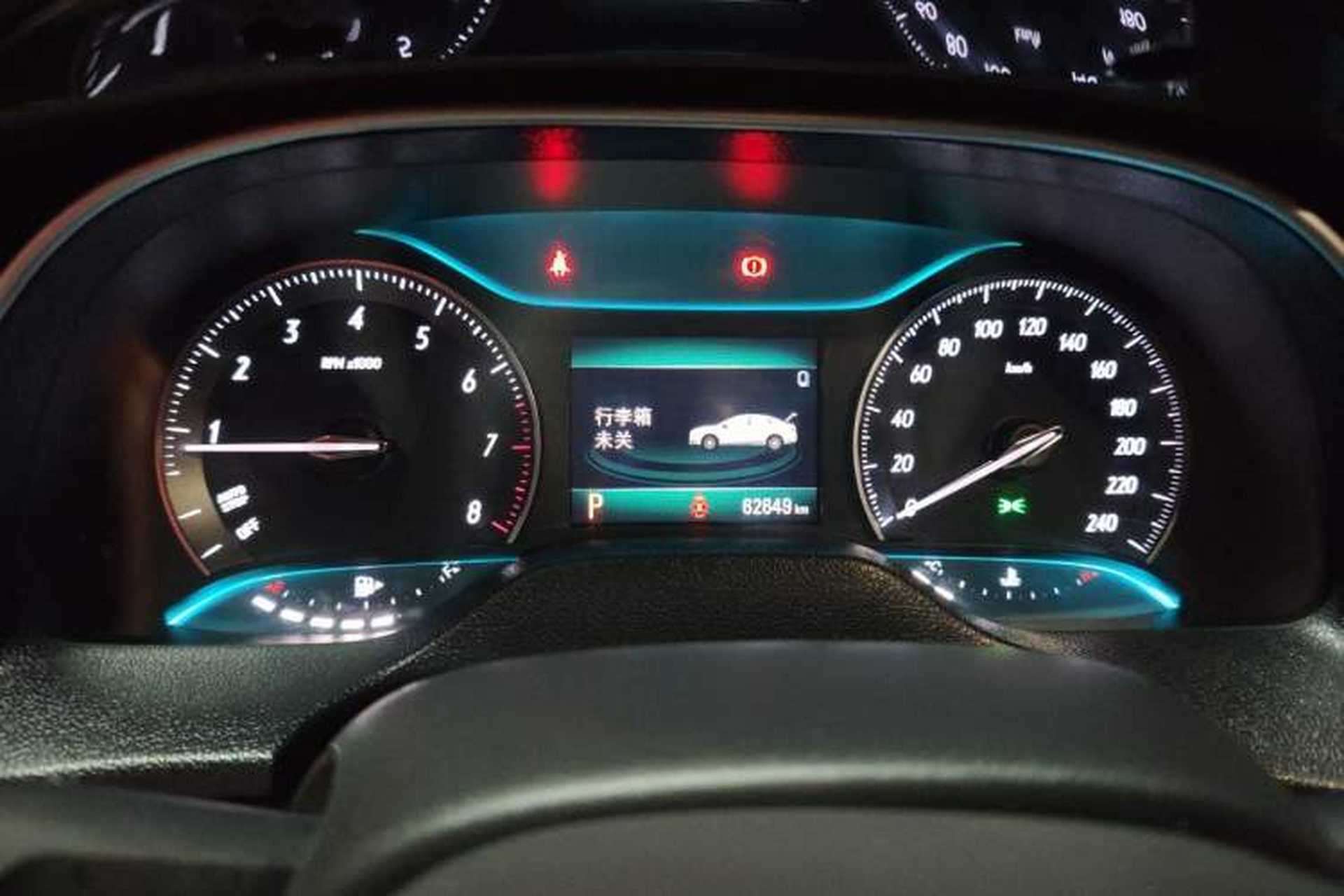 Used Buick GT 2018 15T Dual-Clutch Elite Model China V Standard Instrument Cluster