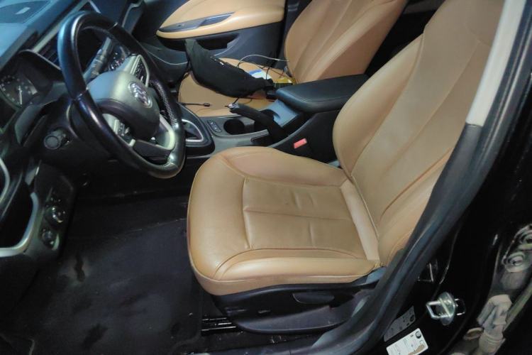 Used Buick GT 2018 18T Automatic Flagship Model Left Front Seat